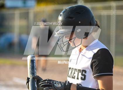 Thumbnail 1 in Lincoln Northeast vs Fremont (NSAA A4 District Playoff) photogallery.