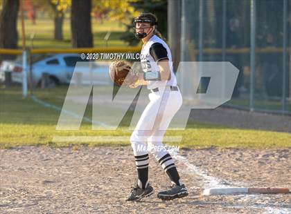 Thumbnail 3 in Lincoln Northeast vs Fremont (NSAA A4 District Playoff) photogallery.