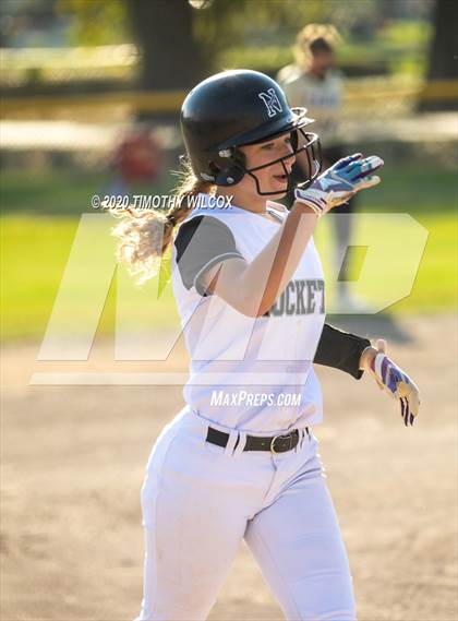 Thumbnail 3 in Lincoln Northeast vs Fremont (NSAA A4 District Playoff) photogallery.