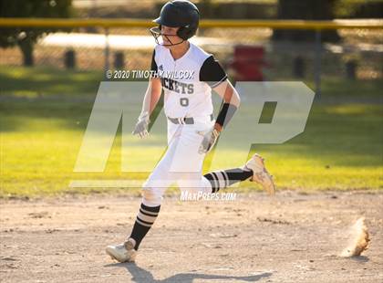 Thumbnail 1 in Lincoln Northeast vs Fremont (NSAA A4 District Playoff) photogallery.