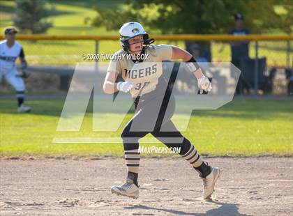 Thumbnail 1 in Lincoln Northeast vs Fremont (NSAA A4 District Playoff) photogallery.