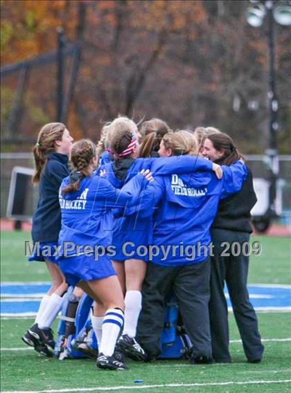 Thumbnail 3 in Darien vs Wilton (CIAC Class M Quarterfinal) photogallery.
