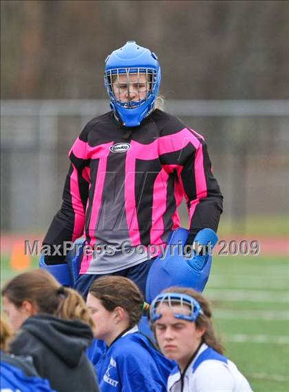 Thumbnail 3 in Darien vs Wilton (CIAC Class M Quarterfinal) photogallery.