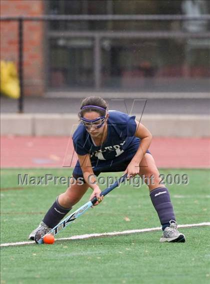 Thumbnail 2 in Darien vs Wilton (CIAC Class M Quarterfinal) photogallery.