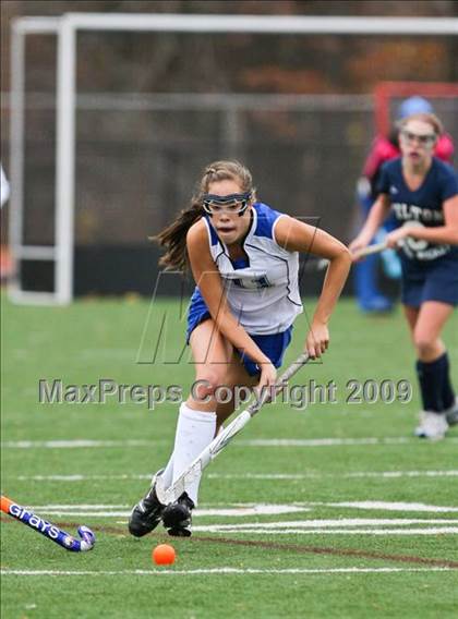 Thumbnail 1 in Darien vs Wilton (CIAC Class M Quarterfinal) photogallery.