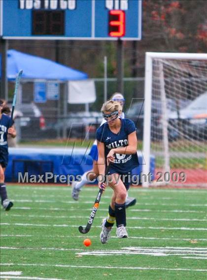 Thumbnail 1 in Darien vs Wilton (CIAC Class M Quarterfinal) photogallery.