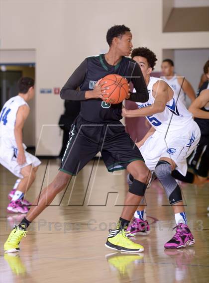 Thumbnail 1 in Orangewood Academy vs Capital Christian (MaxPreps Holiday Classic) photogallery.