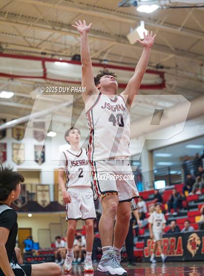 Thumbnail 2 in Servite @ JSerra Catholic photogallery.
