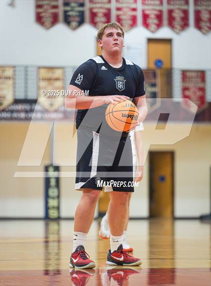 Thumbnail 1 in Servite @ JSerra Catholic photogallery.