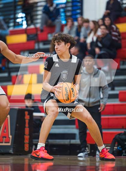 Thumbnail 3 in Servite @ JSerra Catholic photogallery.