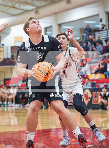 Thumbnail 1 in Servite @ JSerra Catholic photogallery.