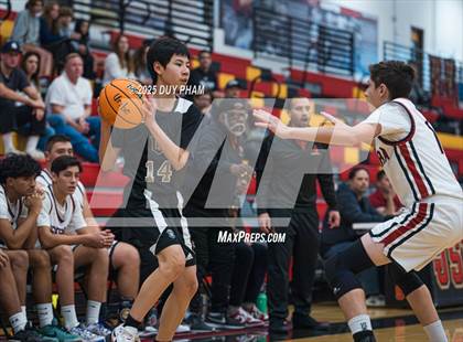 Thumbnail 2 in Servite @ JSerra Catholic photogallery.