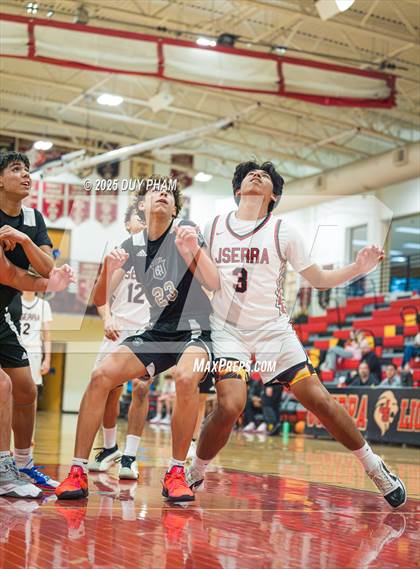 Thumbnail 2 in Servite @ JSerra Catholic photogallery.