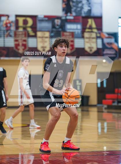 Thumbnail 3 in Servite @ JSerra Catholic photogallery.