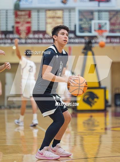 Thumbnail 1 in Servite @ JSerra Catholic photogallery.