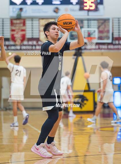 Thumbnail 2 in Servite @ JSerra Catholic photogallery.