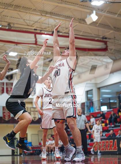 Thumbnail 1 in Servite @ JSerra Catholic photogallery.