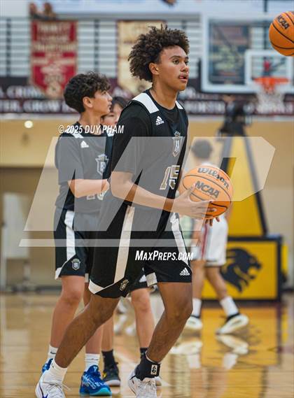 Thumbnail 3 in Servite @ JSerra Catholic photogallery.
