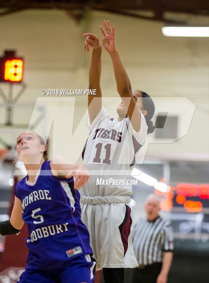 Thumbnail 1 in Monroe-Woodbury @ Kingston photogallery.