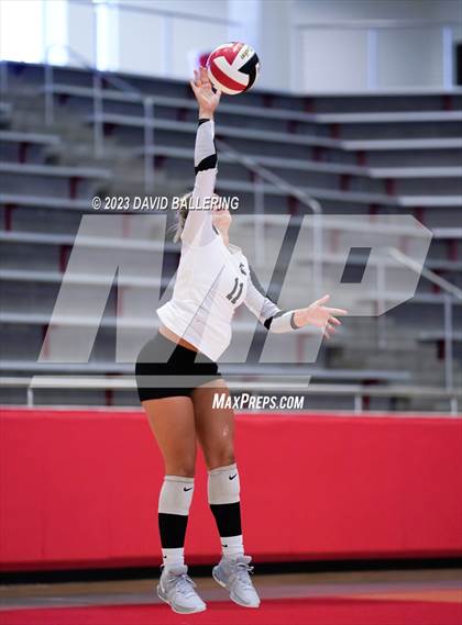 Thumbnail 2 in Lebanon Trail vs. Guyer (Marauder Showcase) photogallery.