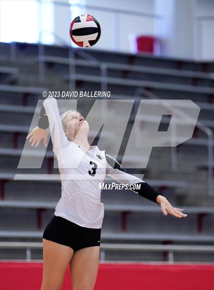 Thumbnail 2 in Lebanon Trail vs. Guyer (Marauder Showcase) photogallery.