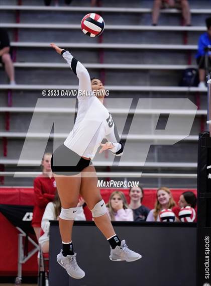 Thumbnail 2 in Lebanon Trail vs. Guyer (Marauder Showcase) photogallery.