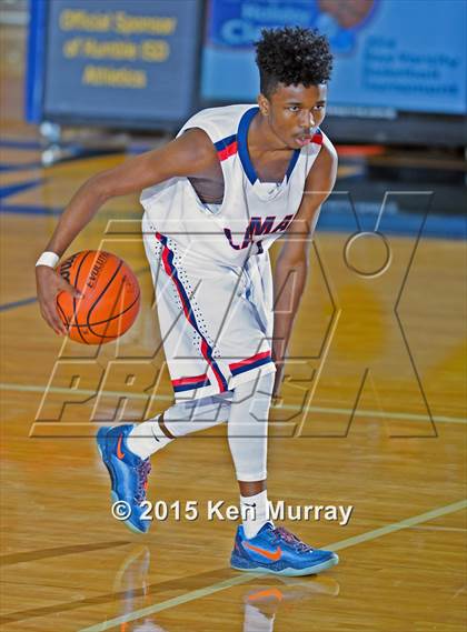 Thumbnail 2 in Lamar vs Kingwood (Insperity Holiday Classic) photogallery.