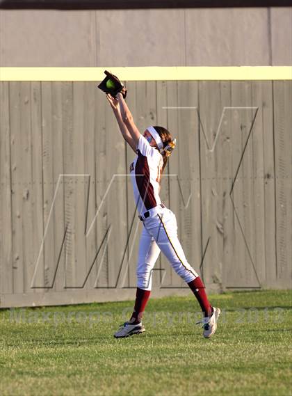 Thumbnail 2 in Deer Park vs North Shore  photogallery.