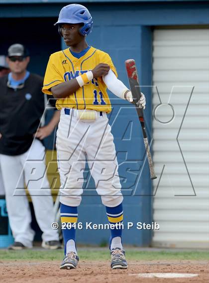 Thumbnail 1 in Sterlington @ St. Charles Catholic (LHSAA 2A 2nd Round Playoff G2) photogallery.