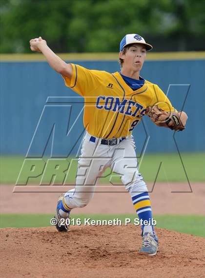 Thumbnail 2 in Sterlington @ St. Charles Catholic (LHSAA 2A 2nd Round Playoff G2) photogallery.