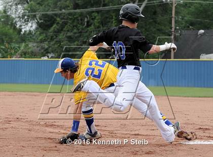Thumbnail 1 in Sterlington @ St. Charles Catholic (LHSAA 2A 2nd Round Playoff G2) photogallery.