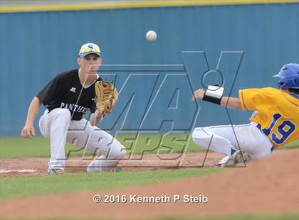 Thumbnail 2 in Sterlington @ St. Charles Catholic (LHSAA 2A 2nd Round Playoff G2) photogallery.