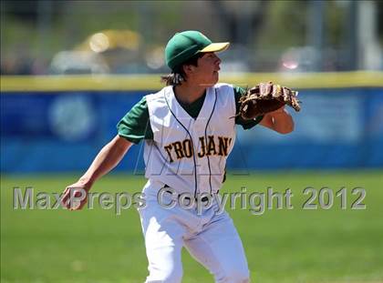 Thumbnail 1 in Castro Valley @ Acalanes photogallery.