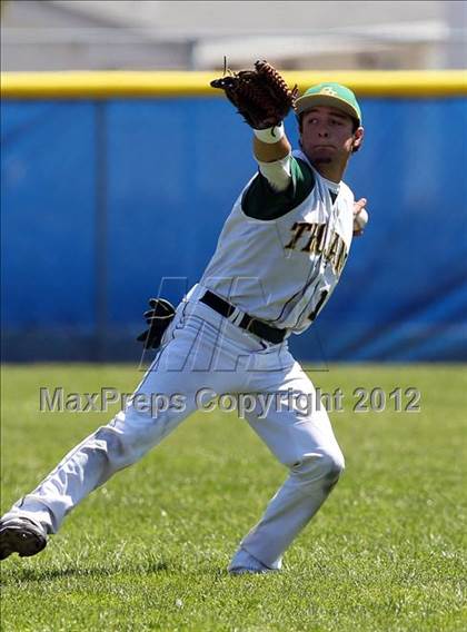 Thumbnail 1 in Castro Valley @ Acalanes photogallery.