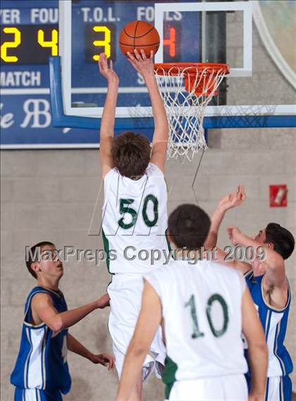 Thumbnail 1 in Poway vs Santa Margarita (MaxPreps Holiday Classic) photogallery.