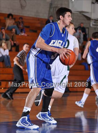 Thumbnail 1 in Poway vs Santa Margarita (MaxPreps Holiday Classic) photogallery.