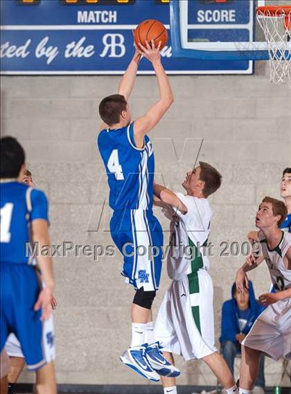 Thumbnail 1 in Poway vs Santa Margarita (MaxPreps Holiday Classic) photogallery.