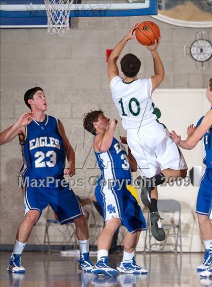 Thumbnail 3 in Poway vs Santa Margarita (MaxPreps Holiday Classic) photogallery.