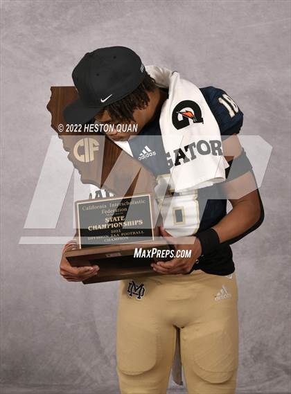 Thumbnail 3 in Mater Dei Catholic (CIF State D2-AA Awards)  photogallery.