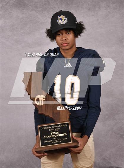 Thumbnail 2 in Mater Dei Catholic (CIF State D2-AA Awards)  photogallery.