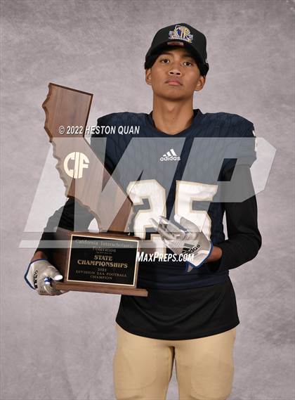 Thumbnail 1 in Mater Dei Catholic (CIF State D2-AA Awards)  photogallery.