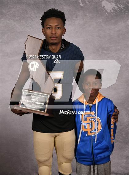 Thumbnail 2 in Mater Dei Catholic (CIF State D2-AA Awards)  photogallery.