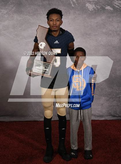 Thumbnail 3 in Mater Dei Catholic (CIF State D2-AA Awards)  photogallery.