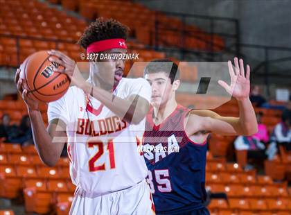 Thumbnail 3 in Dallas HSAA Blue vs. Advanced Preparatory International (DFW Challenge) photogallery.
