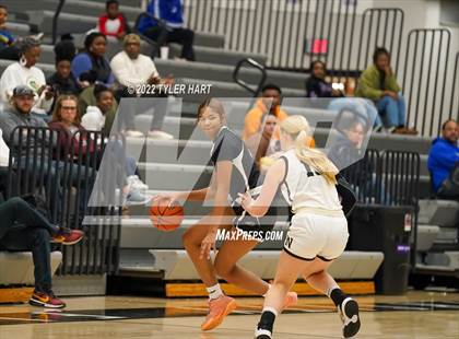 Thumbnail 2 in South Bend Washington vs. Noblesville (Sneakers for Santa Shootout) photogallery.