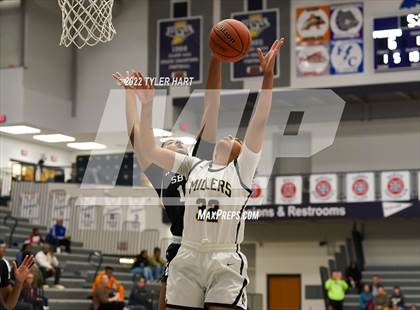 Thumbnail 1 in South Bend Washington vs. Noblesville (Sneakers for Santa Shootout) photogallery.