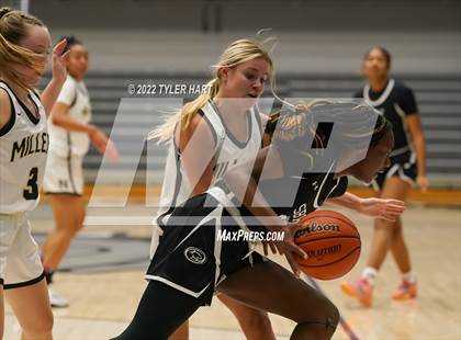 Thumbnail 2 in South Bend Washington vs. Noblesville (Sneakers for Santa Shootout) photogallery.