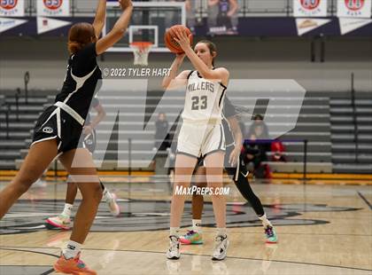 Thumbnail 1 in South Bend Washington vs. Noblesville (Sneakers for Santa Shootout) photogallery.