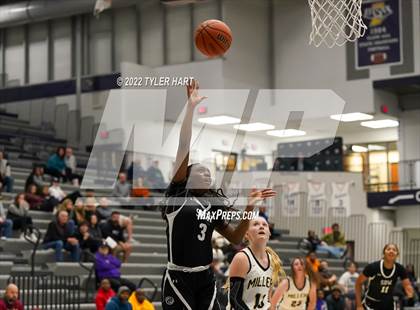 Thumbnail 3 in South Bend Washington vs. Noblesville (Sneakers for Santa Shootout) photogallery.