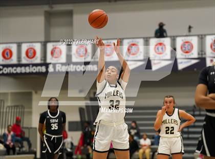 Thumbnail 1 in South Bend Washington vs. Noblesville (Sneakers for Santa Shootout) photogallery.